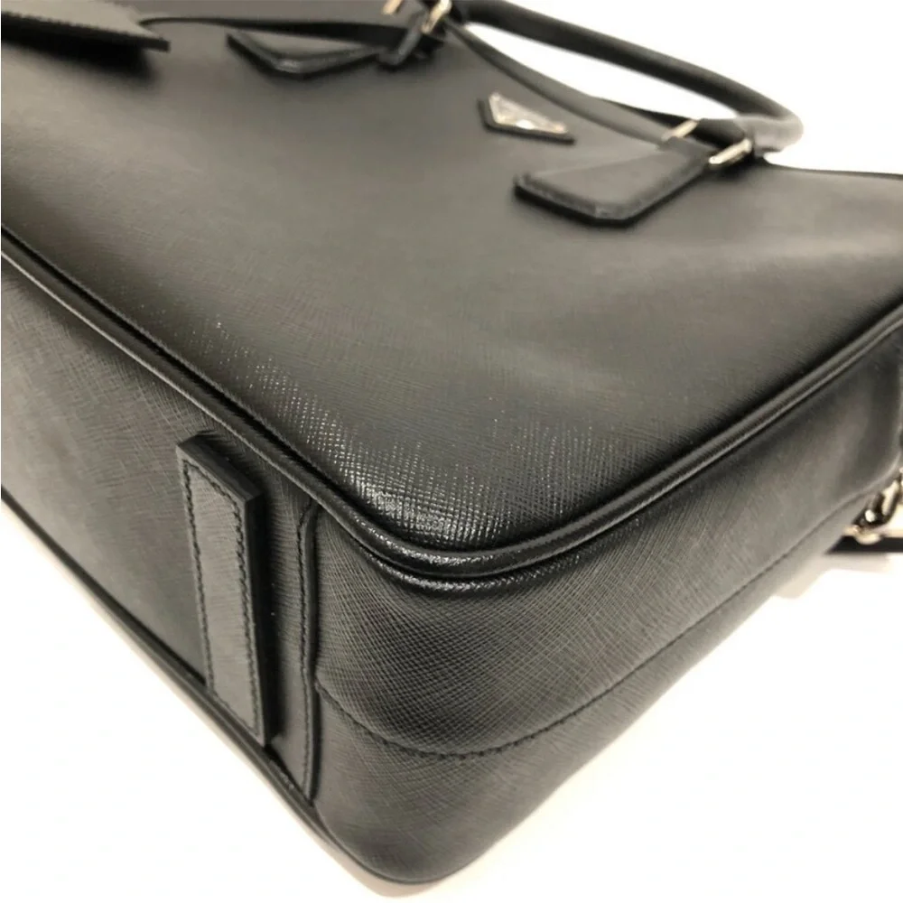 Prada Saffiano Leather Briefcase EUC $4600 Retail